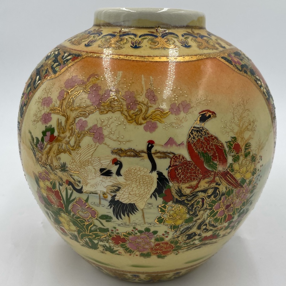 Royal satsuma vase